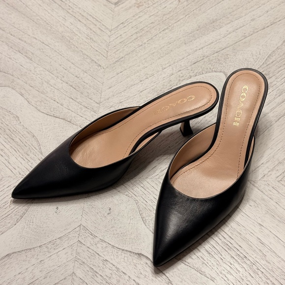 Coach Renn 57MM Leather Pointed Toe Mule Size 7.5 - Picture 2 of 5